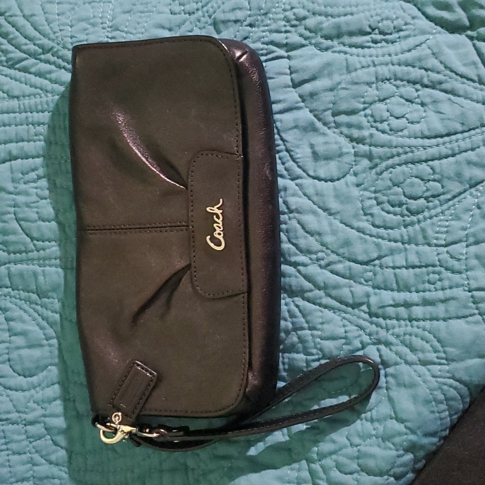 Coach leather wristlet - Picture 11 of 11